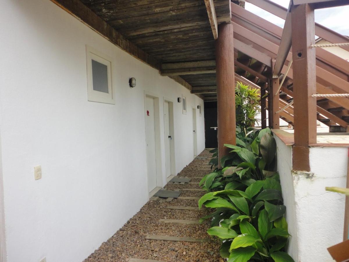 פאראטי Suites E Flats E Ponto מראה חיצוני תמונה